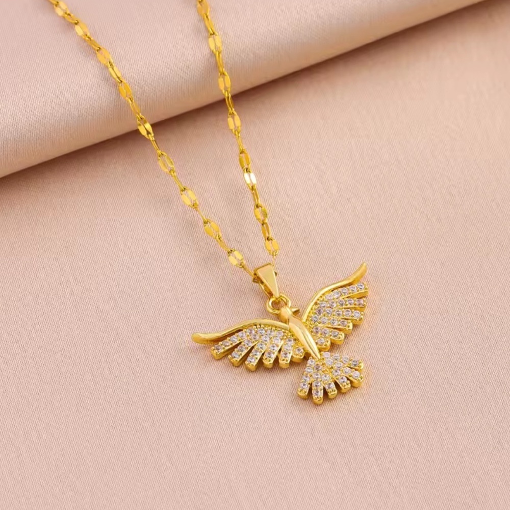 Anthro Women’s 18K Gold plated stainless steel queen Bird Pendant  zircon